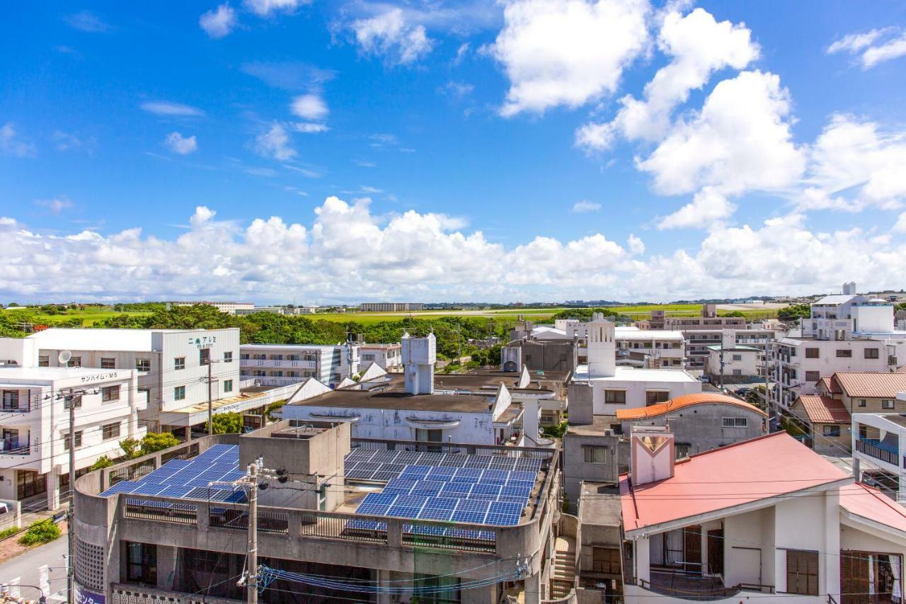 Apartamento Mr Kinjo In Maehara Okinawa Exterior foto